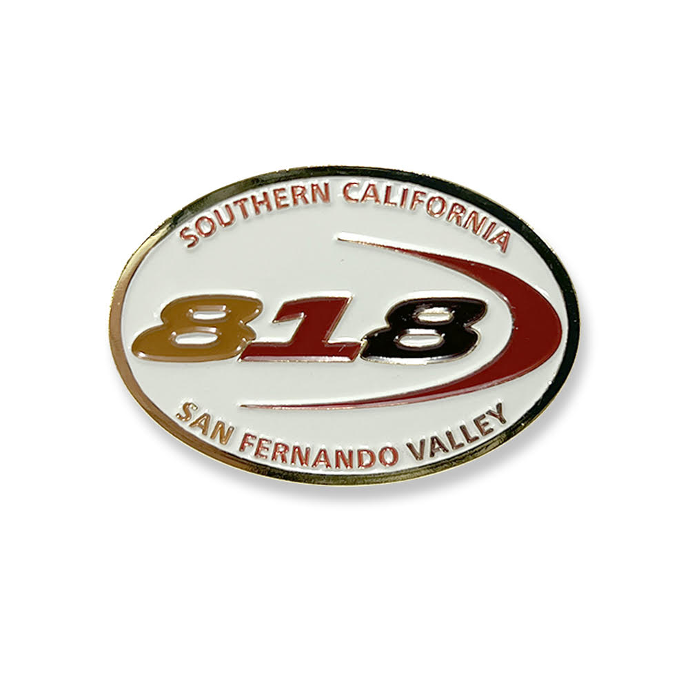 818 CRESCENT OVAL PIN